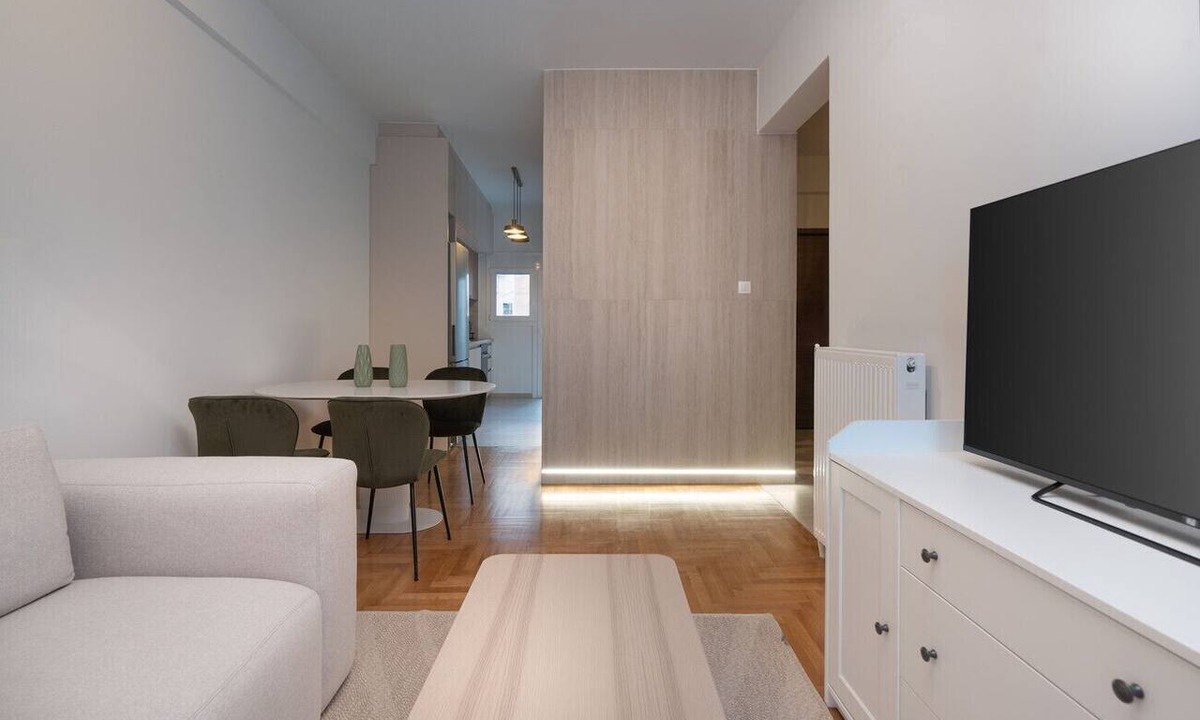 Athens Apartment | LIV - Captivating Apartment in Pagrati