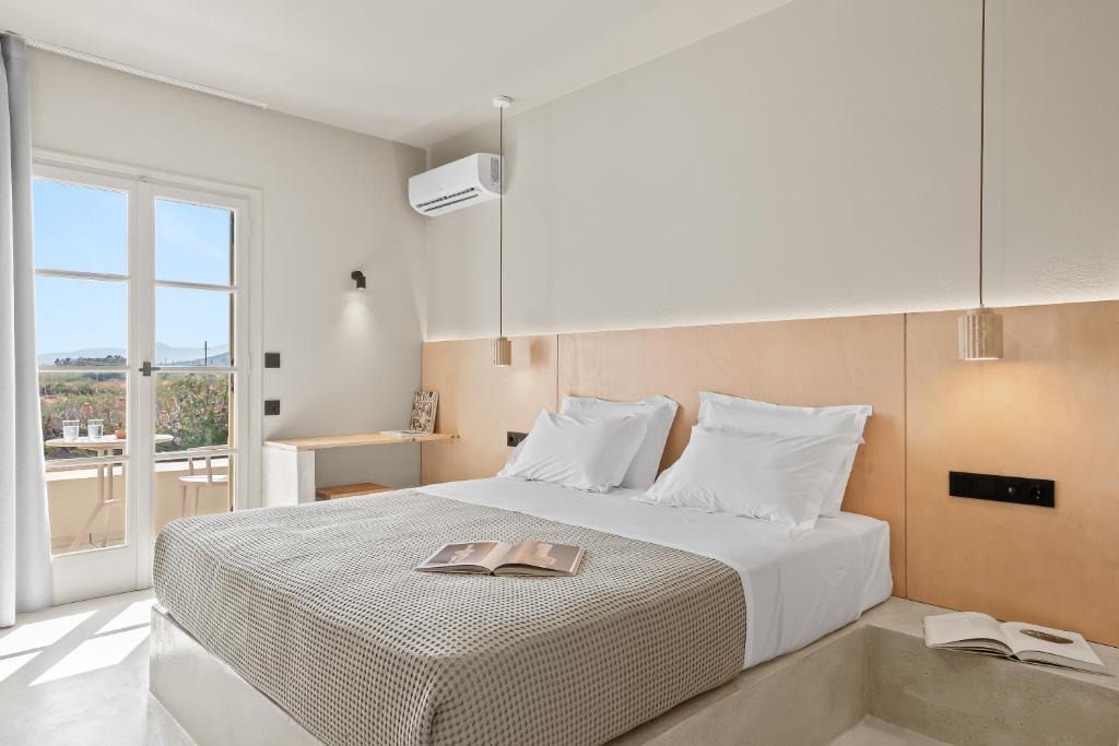 Naxos Town Apartment | Livadi Island Living