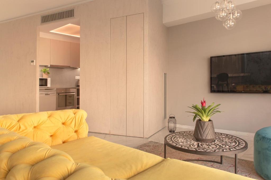 Filopappou Apartment | Living Stone Bronze