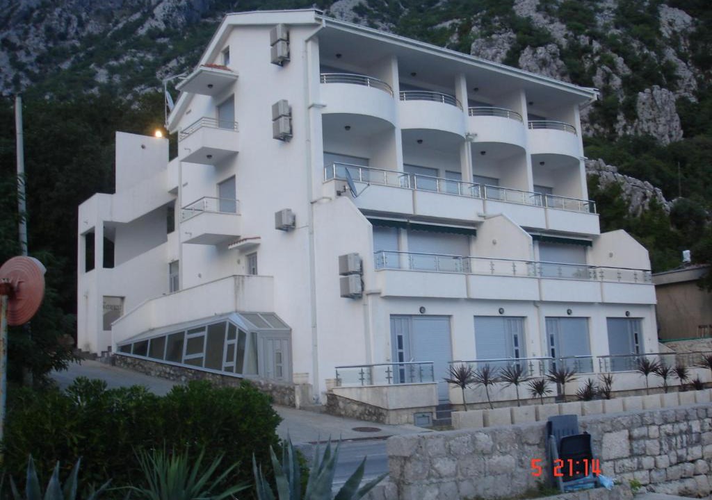 Ljuta Apartment | Ljuta Apartments