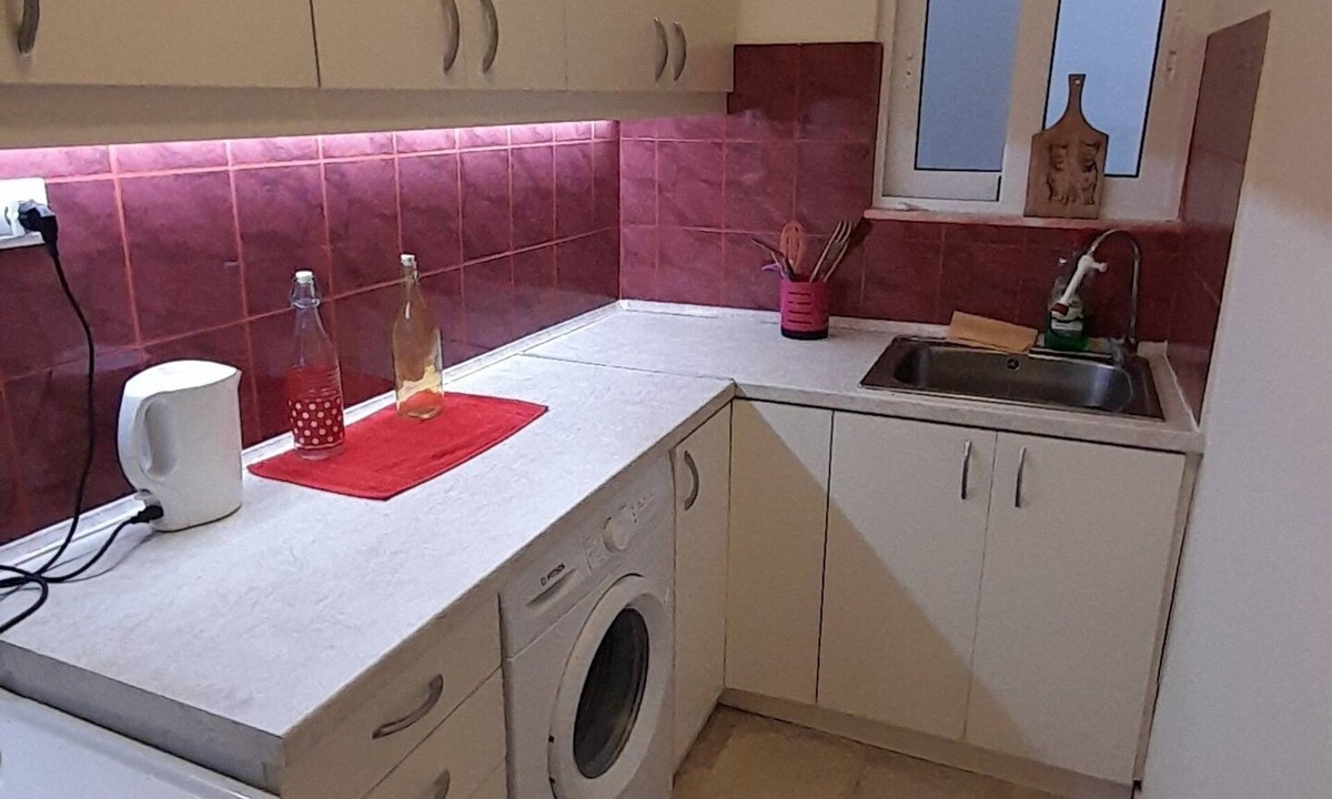Loutraki Apartment | Lou family apartment - Loutraki city centre