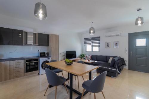 Afandou Apartment | Louka's House
