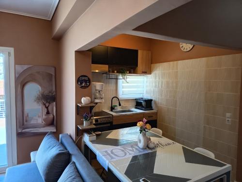 Loutraki-Agioi Theodoroi Apartment | Loutraki Central Appartment