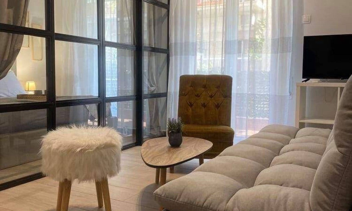 Agios Panteleimonas Apartment | Lovely Apartment- AT017