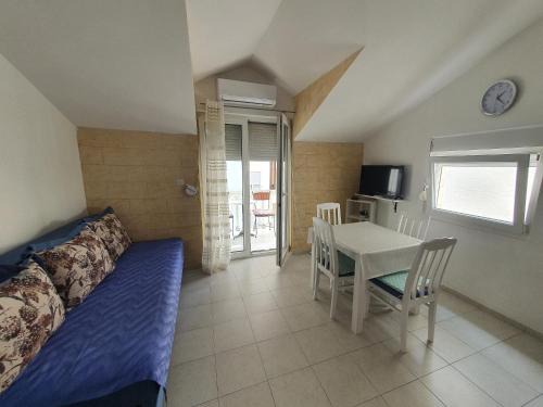 Rozino Apartment | Lovely one bedroom apartment in heart of Budva