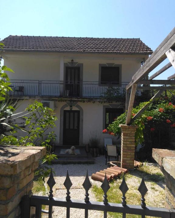 Karuc Apartment | Lucha apartman