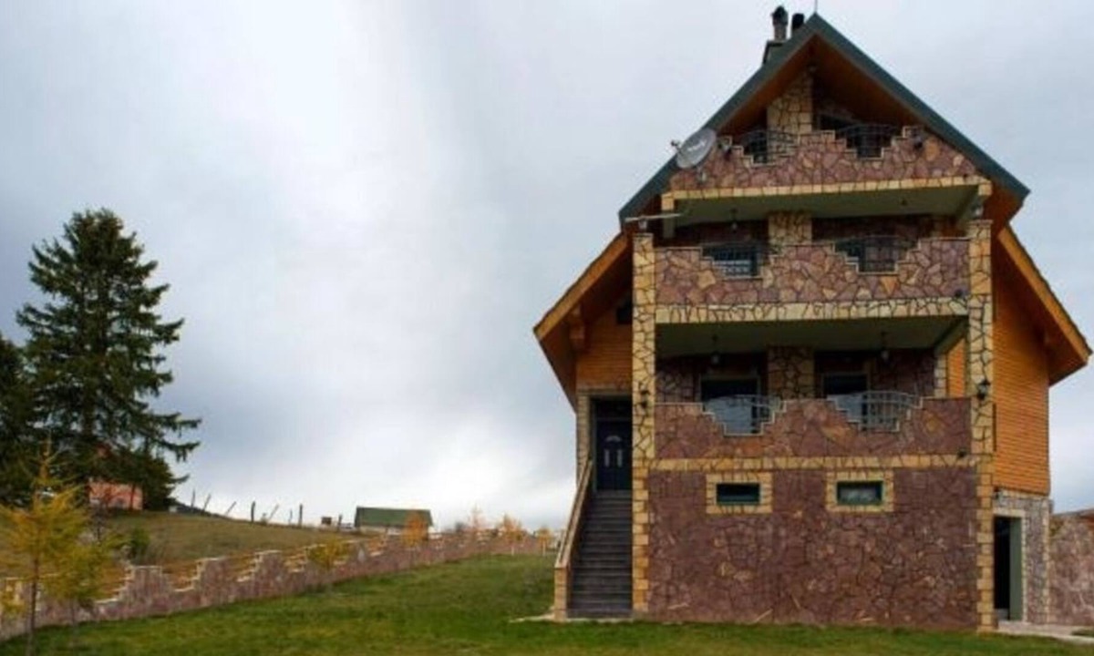 Zabljak Apartment | Lux Bordo Apartment in Mountains