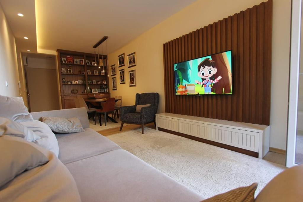 Golubovina Apartment | Luxurious Family Three Bedroom Apartment