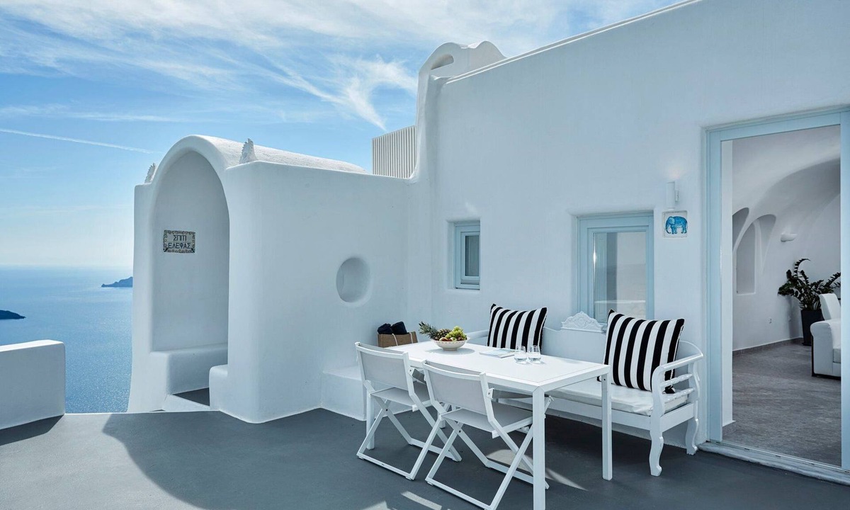 Firostefani Villa | Luxurious Imerovigli Villa | 7 Bedrooms | Caldera View | Private Pools |.