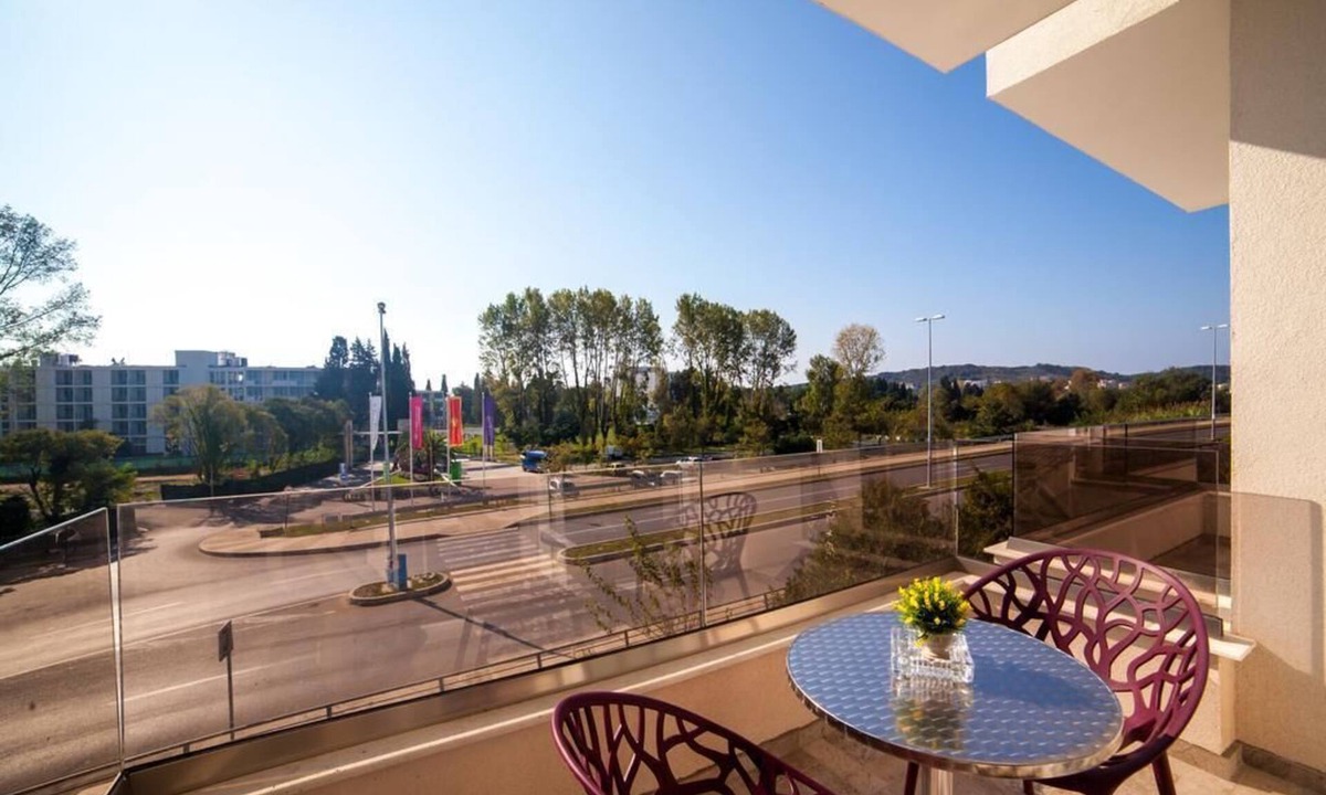 Ulcinj Apartment | Luxury 1BD 1 BADH Apartment in Long Beach