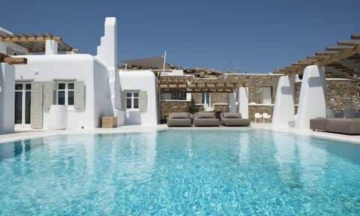 Mykonos Town Villa | Luxury 8 Bedroom Villa with Pool