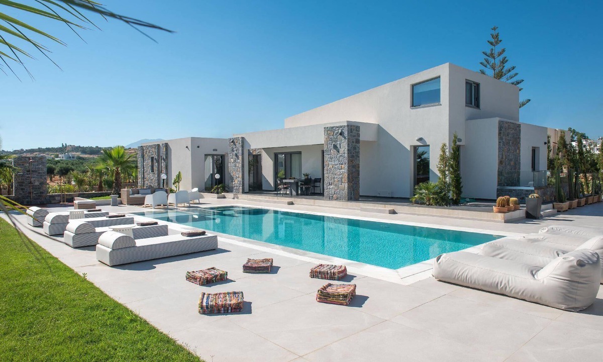 Agkisaras House | Luxury-designed Villa with private pool
