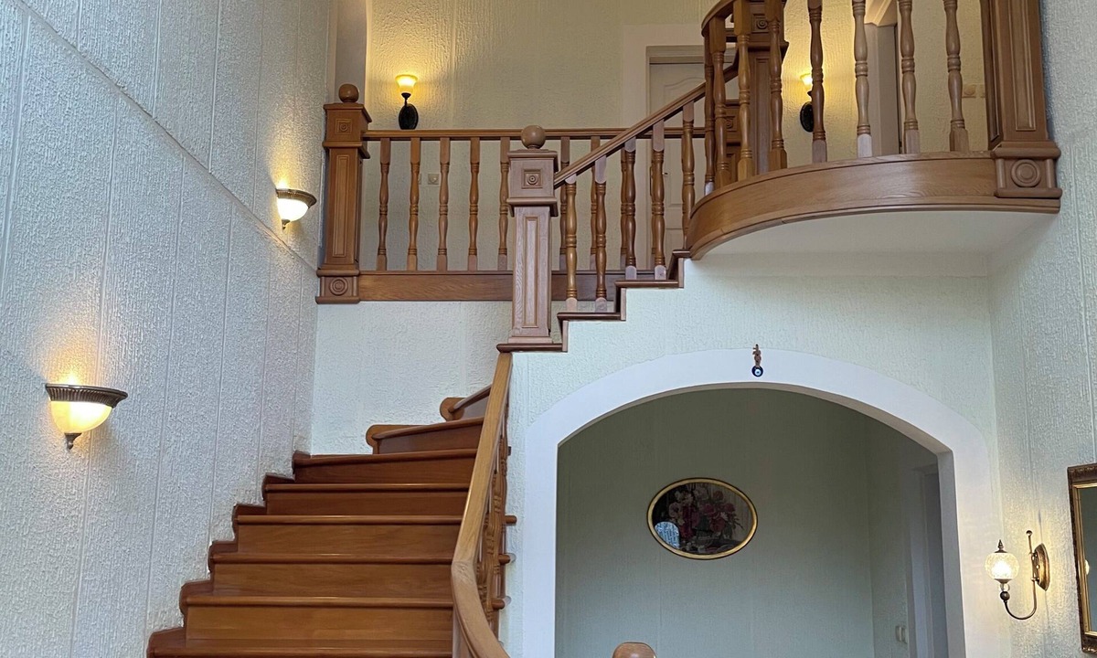 Ulcinj House | Luxury Home for Rent. Welcoming 4-bedroom home with AC in charming Ulcinj.