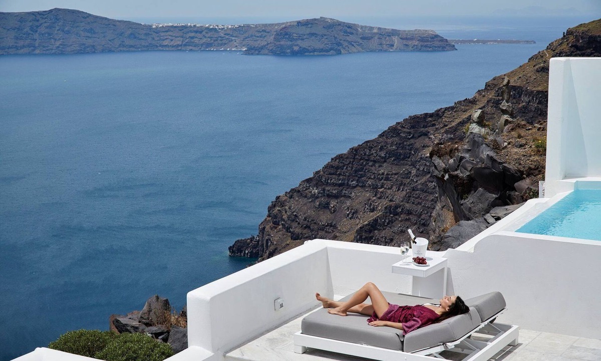 Firostefani Villa | Luxury Imerovigli Villa | 3 Bedrooms | Private Infinity Pool | Breathtaking.