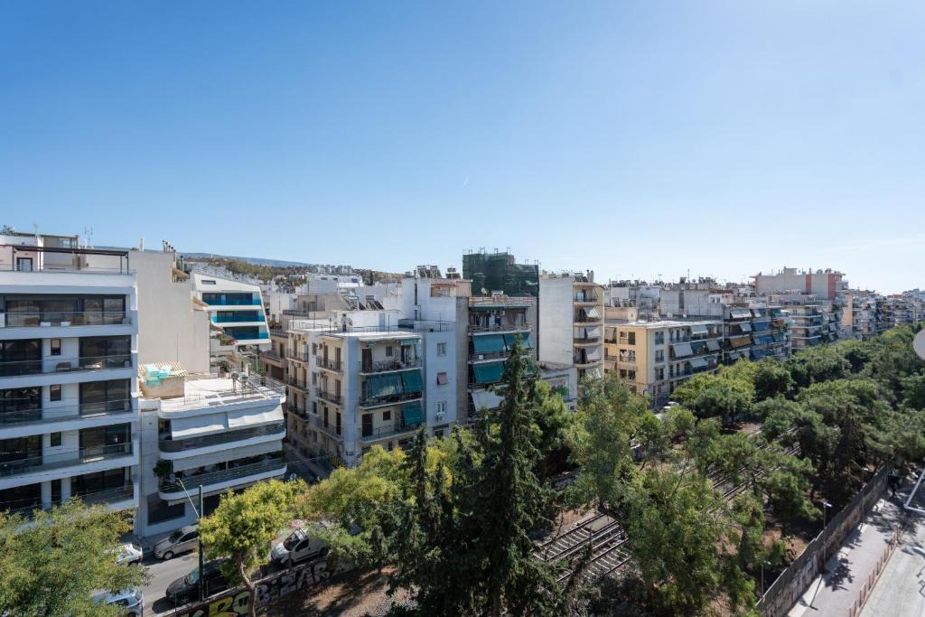 Petralona Apartment | Luxury Petralona Penthouse - Sleeps 7 -Near Metro