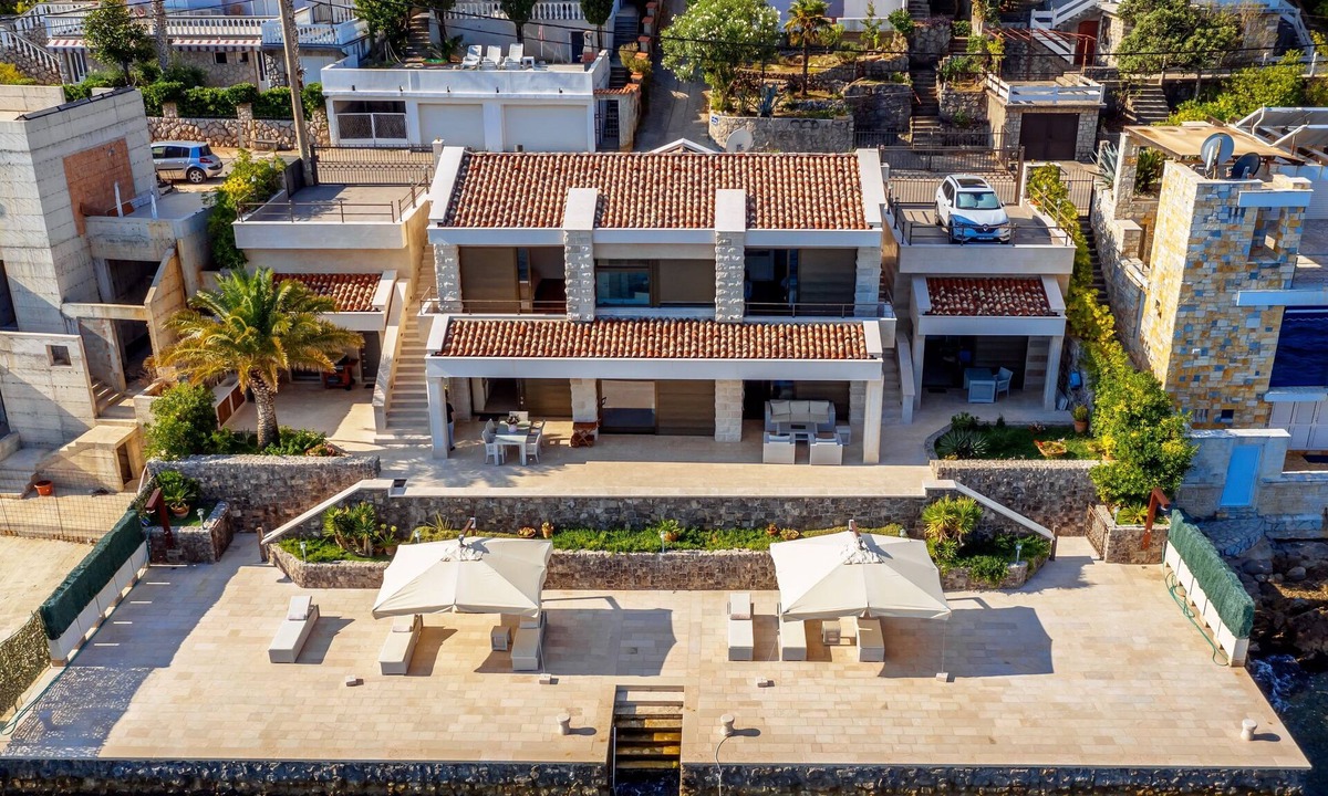 Krasici Villa | Luxury seafront villa in Boka Bay