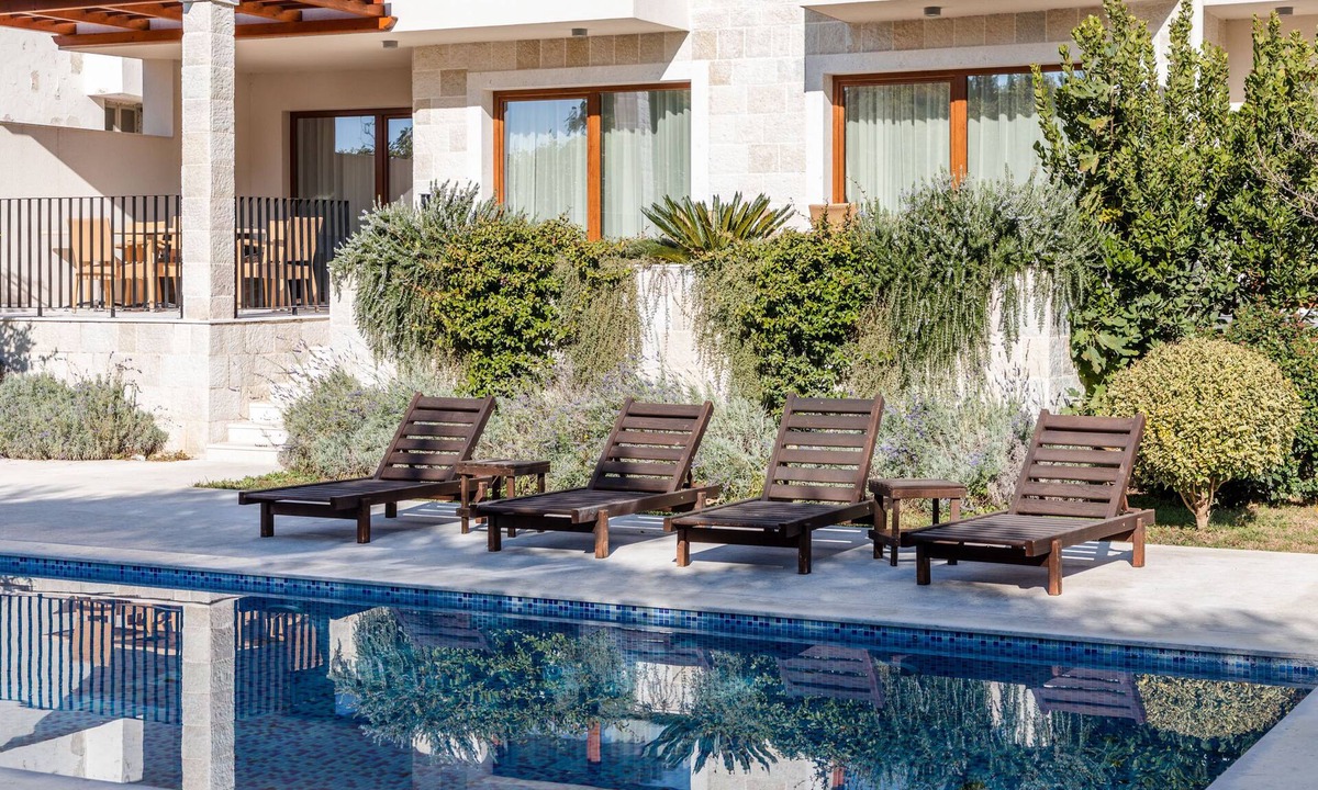 Kaluđerac Villa | Luxury Vacation Home with a Private Swimming pool in Buljarica