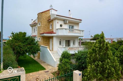 Nea Makri Villa | Luxury Villa King George in Nea Makri