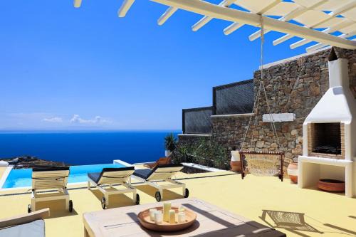 Fanari Villa | Luxury Villa With Pool and Sunset View!
