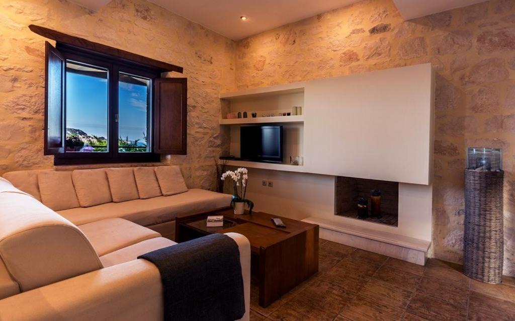 Marathias Villa | Luxury Zakynthos Villa SeaViews Deluxe Suite with Private Pool Keri