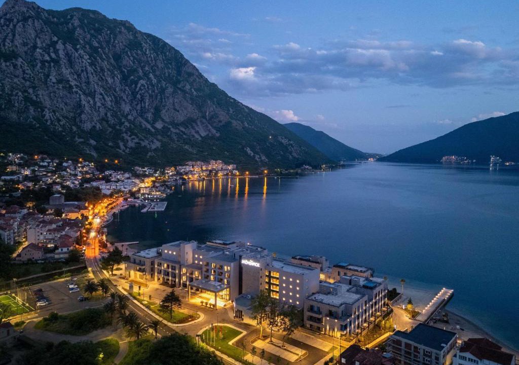 Risan Hotel | Mövenpick Hotel & Residences Teuta Kotor Bay