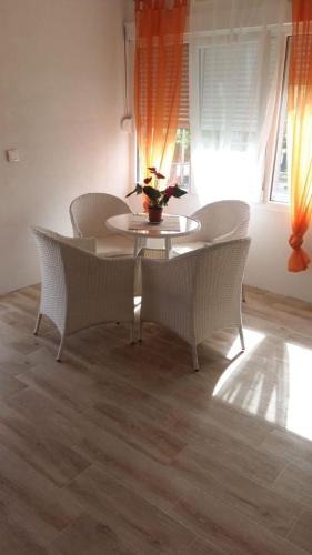 Tomicici Apartment | Macko, Apartmani