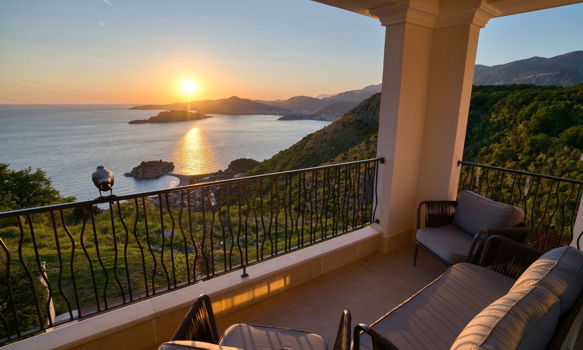 Sveti Stefan Apartment | Magic 3bdr apartment - Sea view