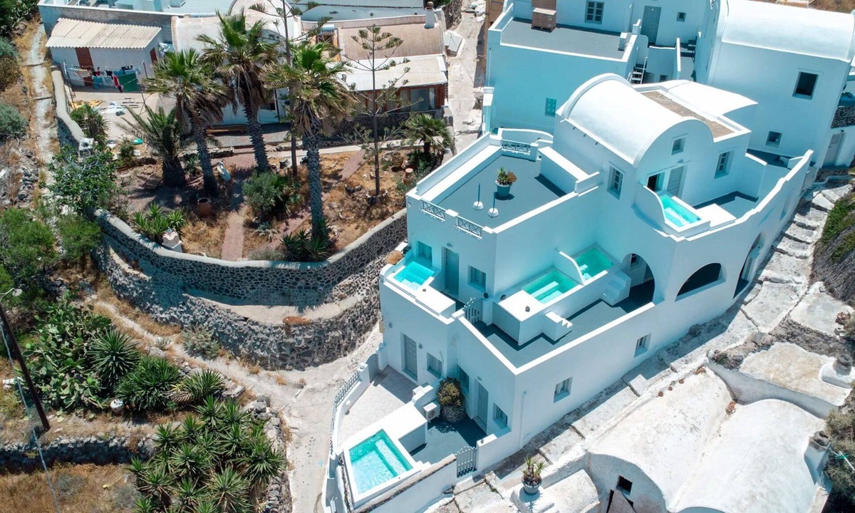 Finikia Villa | Magical Santorini Villa | 1 Bedroom | Premium Private Villa | Beautiful Sea View