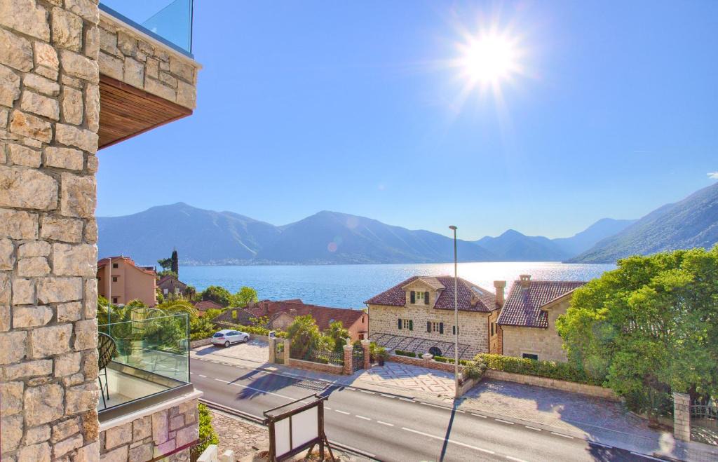 Ljuta Apartment | Magical View