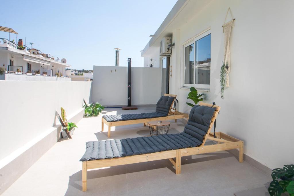 Rhodes Apartment | Magma Urban Stay