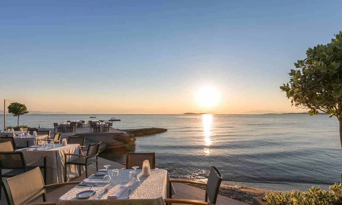 Vouliagmeni Apartment | Magnificent 1BR Suite with Balcony