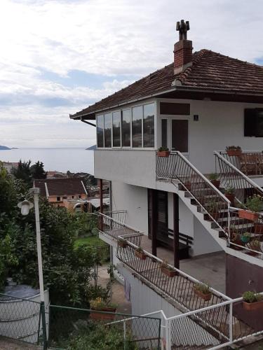 Trebesinj Apartment | Maja Apartman