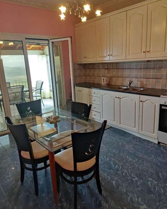 Termenades Apartment | malina