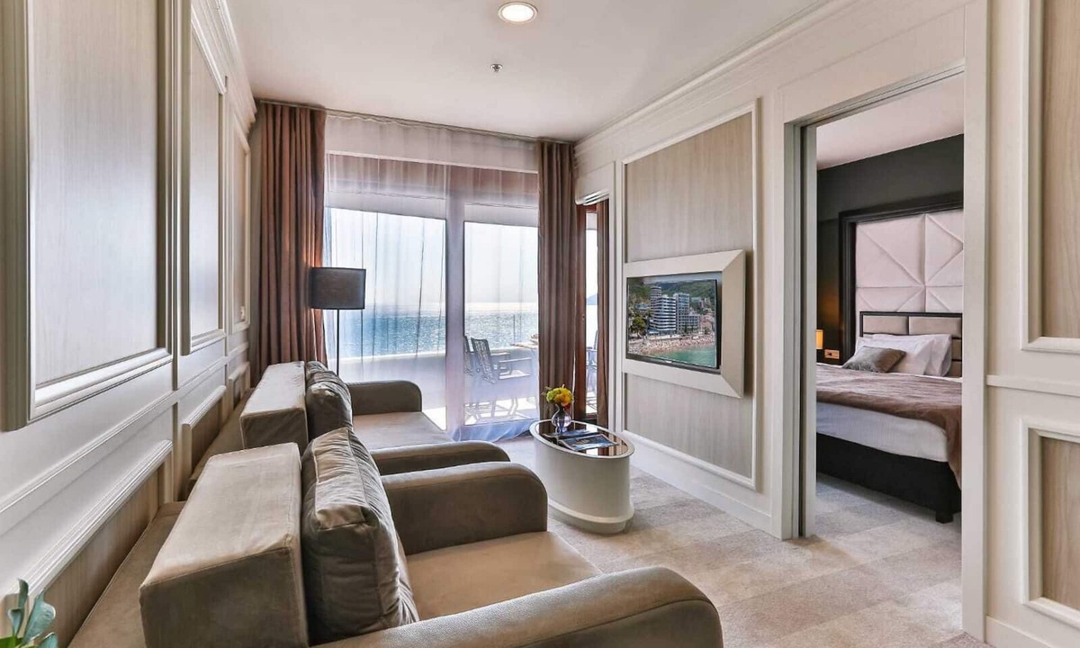Rafajlovici Hotel | Maresia Boutique Suites