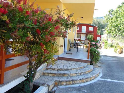 Liapades Apartment | Maria Apartments - Roumanis
