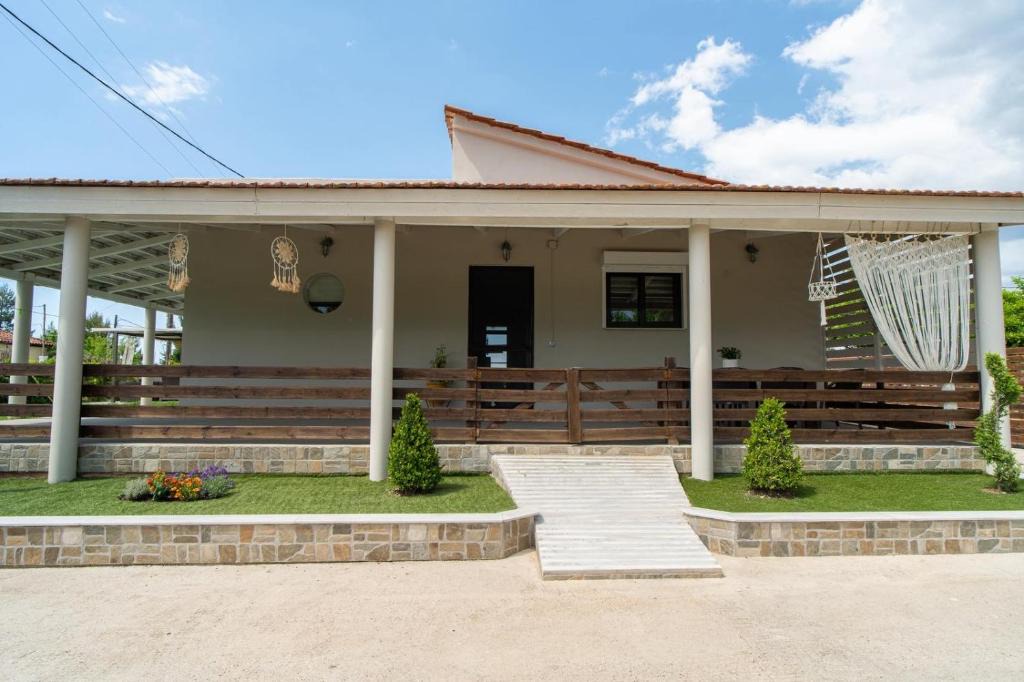 Katakolo House | Maria & Babis Our Place