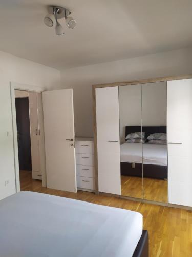 Igalo Apartment | Marija