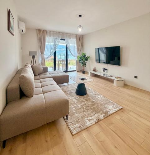 Topla Apartment | Maris Apartment