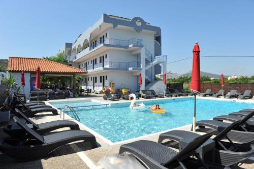 Petaloudes Hotel | Maritime