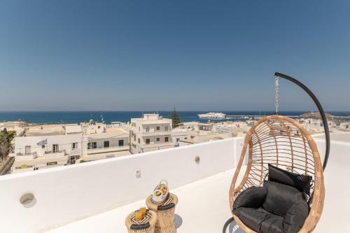 Old Town Naxos Apartment | Maroussa's in Town with Sea view