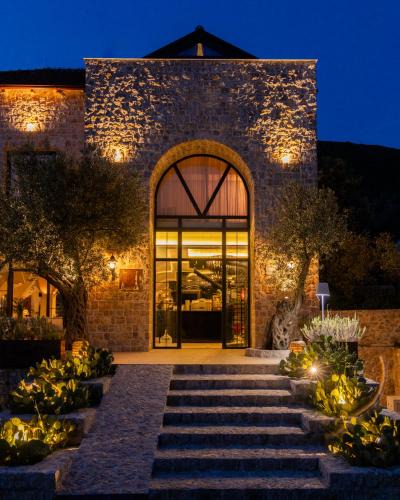 Ulcinj Hotel | MASHTRA - The Olive House