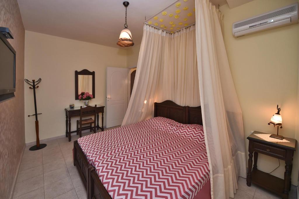 Tinos Town Apartment | Mata's Apartments