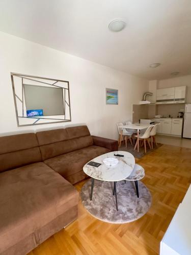 Golubovina Apartment | Matea
