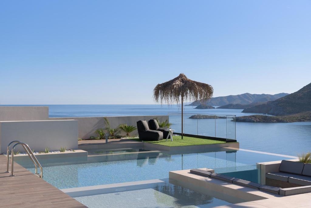Bali Villa | Mayana Luxury Villa, an infinite blue experience, by ThinkVilla