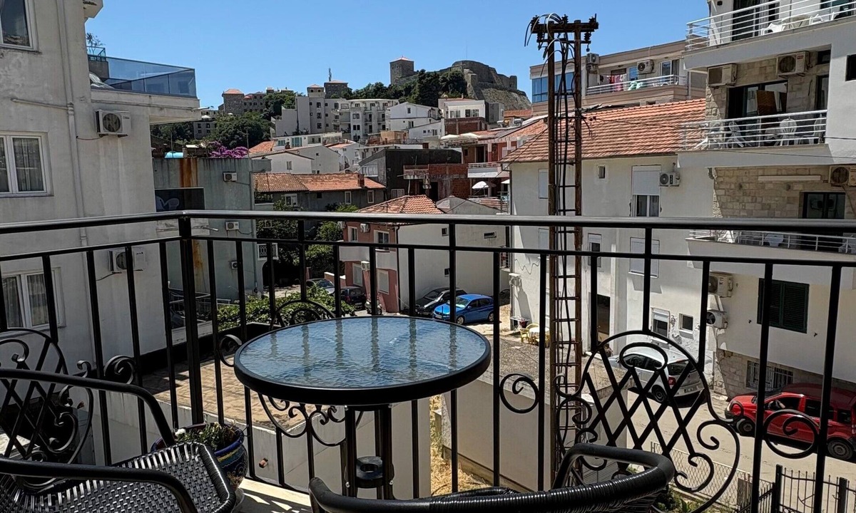 Ulcinj House | Mediterranean modern house with the Old Town view in the heart of Ulcinj