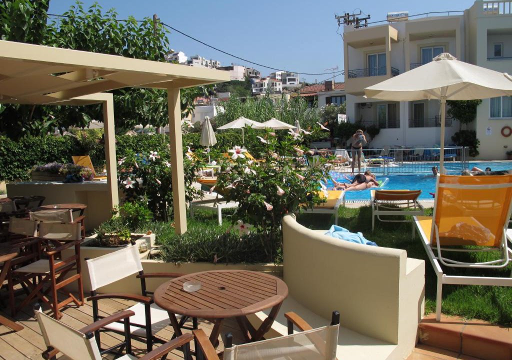 Platanias Town Apartment | Melina Beach