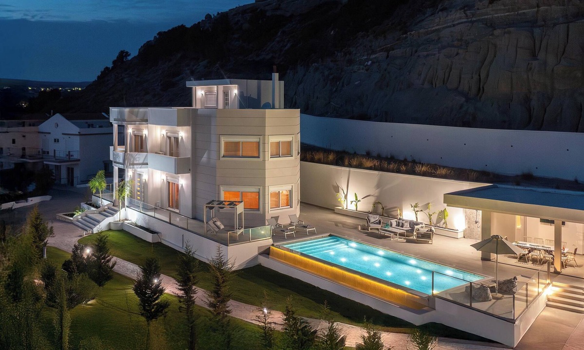 Faliraki Villa | Mira Elite Villa