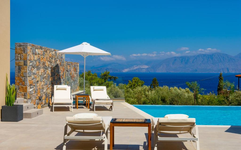 Agios Nikolaos Town Villa | Mirabella Hills