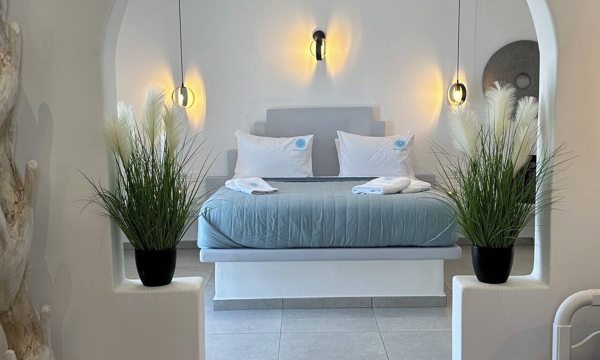 Perissa Hotel | Miracles Suites by Anastasia Princess, Adults Only