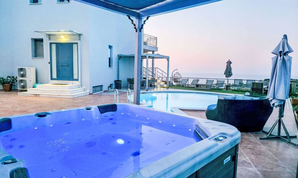 Skiathos House | mit Privatpool für 9 Personen ca. 175 m² in Skiathos, Ägäis (Skiathos) by Interhome